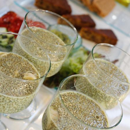 Ecoverode Hotel Emblematico Vegetariano Vegano Arona  Bagian luar foto