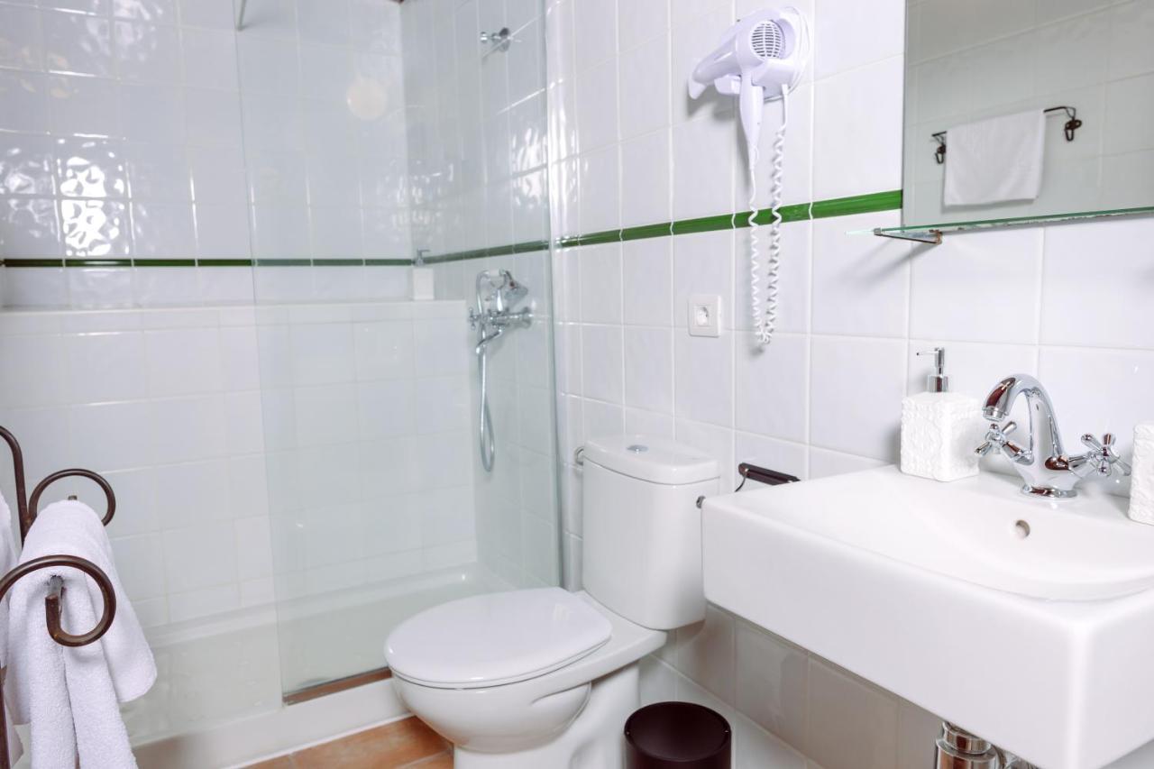 Ecoverode Hotel Emblematico Vegetariano Vegano Arona  Bagian luar foto